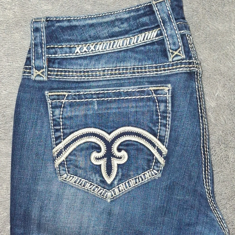 EUC Rock Revival Alanis Boot Cut Jeans - Picture 4 of 13